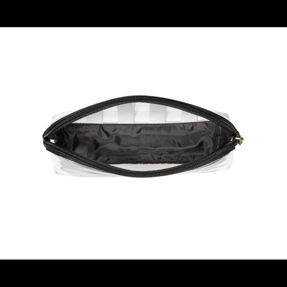 Victoria’s Secret Makeup Bag *NWT* - Picture 3 of 3